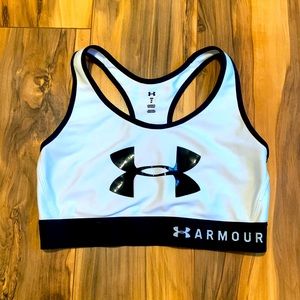 Medium Under-Armour compression sports bra